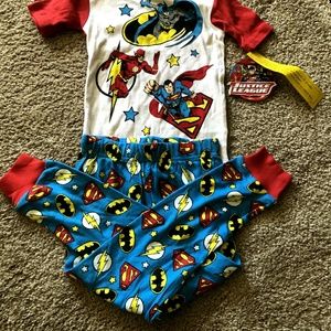 🌹🌹FINAL$🌹NWT🌹LITTLE BOYS BAT/SUPERMAN PJ'S🌹🌹